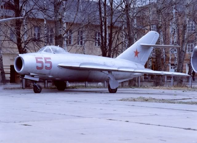 Mikoyan Gurevich Mig 15 17 Página 2 Zona Militar